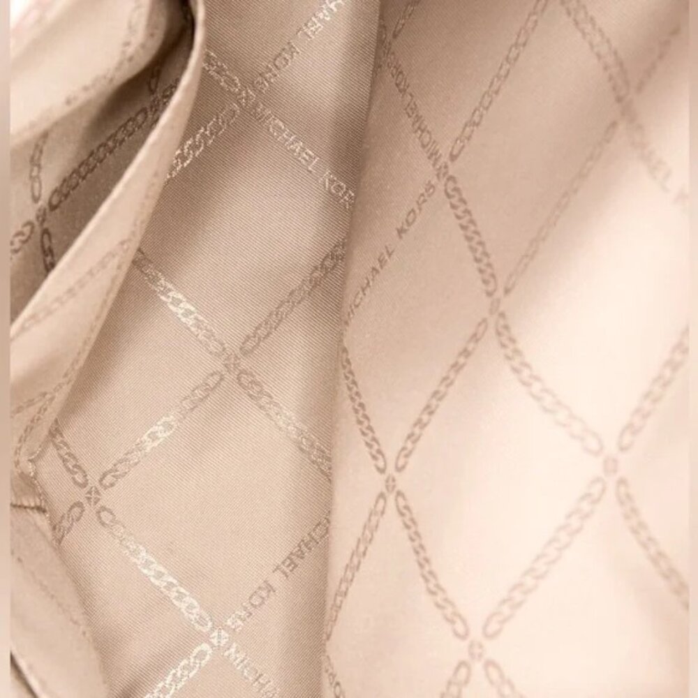 MICHAEL KORS Cynthia Saffiano Leather Satche shoulder bag crossbody - Picture 5 of 9